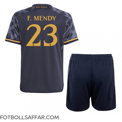Real Madrid Ferland Mendy #23 Bortadräkt Barn 2023-24 Kortärmad (+ Korta byxor)